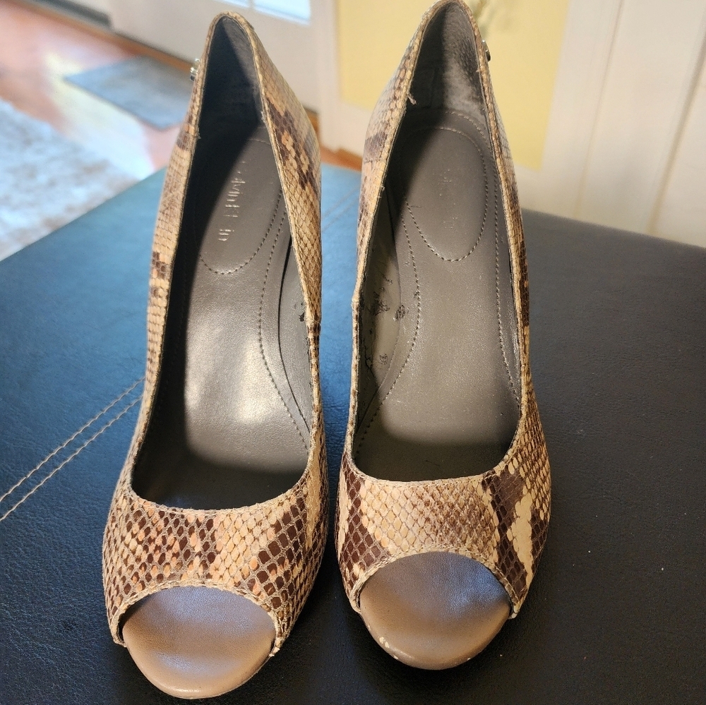 Calvin Klein Open Toe SZ 7.5 - Picture 4 of 5